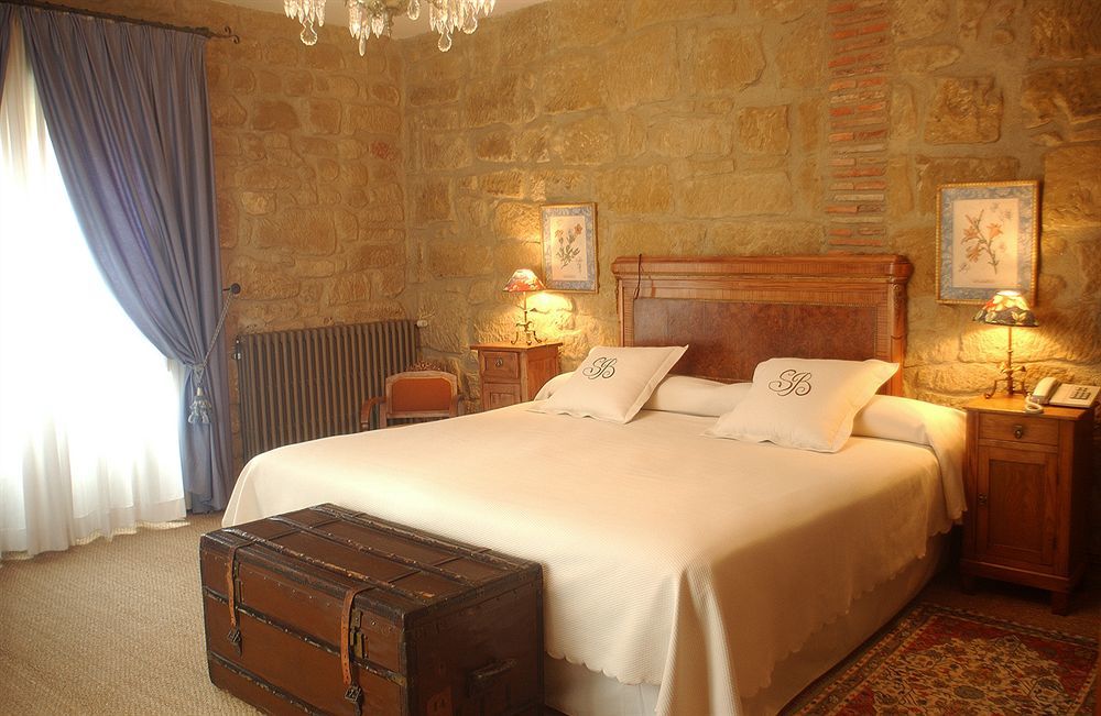 Hotel Hospederia Senorio De Briñas Zewnętrze zdjęcie