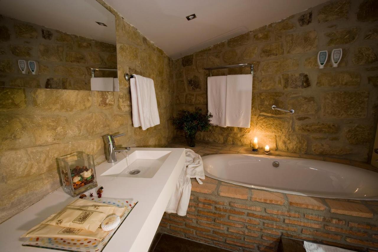Hotel Hospederia Senorio De Briñas Zewnętrze zdjęcie