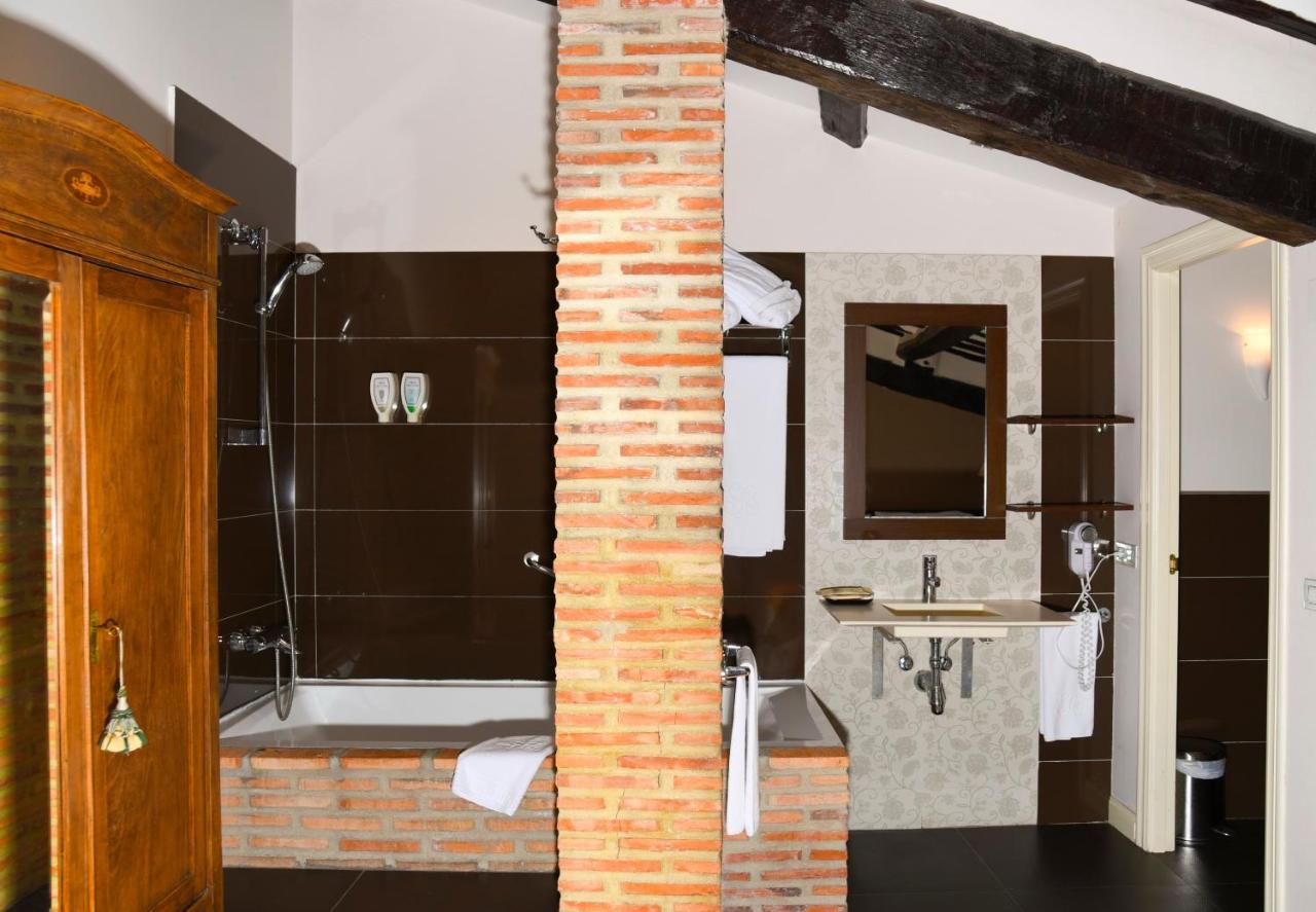 Hotel Hospederia Senorio De Briñas Zewnętrze zdjęcie